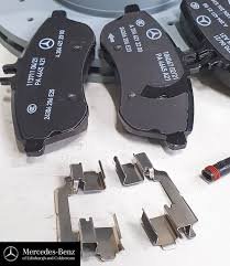 Front Brake Pads - Mercedes C-Class C180/C200